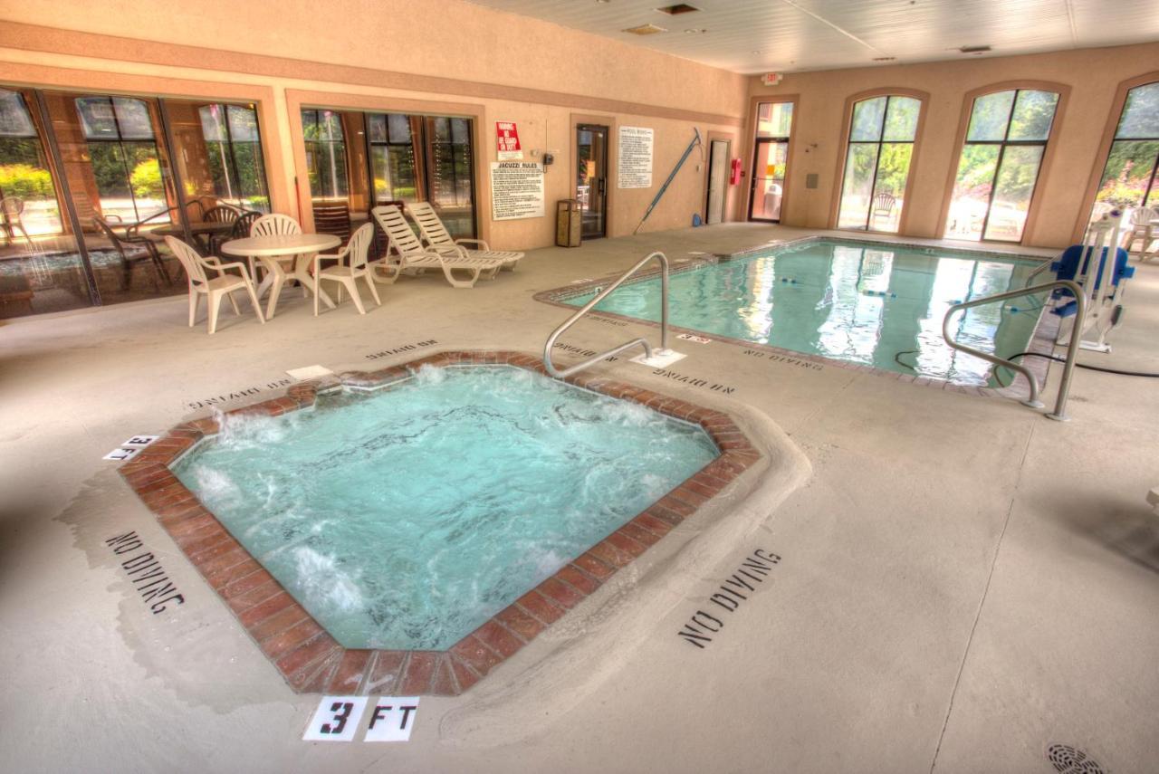 Budgetel Inn&Suites Plus Helen Exterior foto